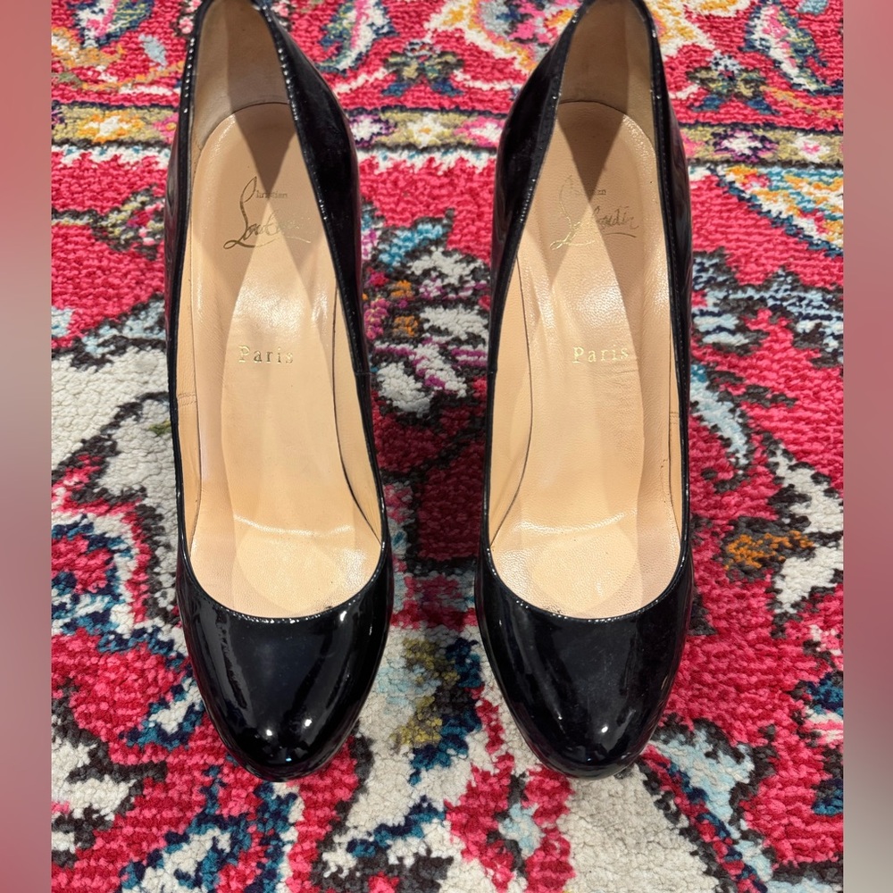 Christian Louboutin Black Women's Heels. Size 38.5/8.5. Excellent condition